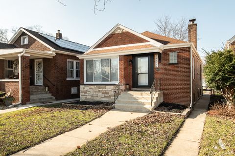 A home in Riverdale