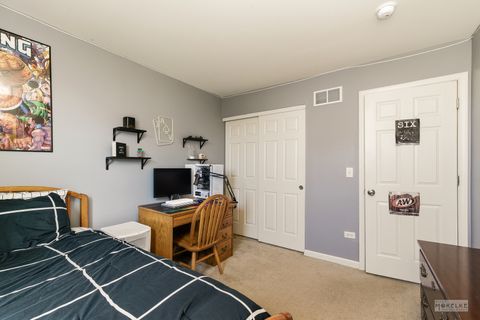 Tiny photo for 1811 Flagstone Street, Joliet, IL 60431 (MLS # 12591690)