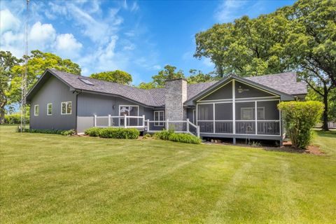 Tiny photo for 664 White Oak Way, Yorkville, IL 60560 (MLS # 12390178)