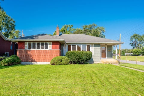 Photo of 3002 Miller Avenue, South Chicago Heights, IL 60411 (MLS # 12739461)