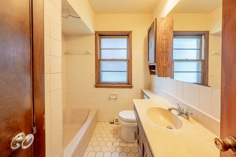 Tiny photo for 3002 Miller Avenue, South Chicago Heights, IL 60411 (MLS # 12739461)