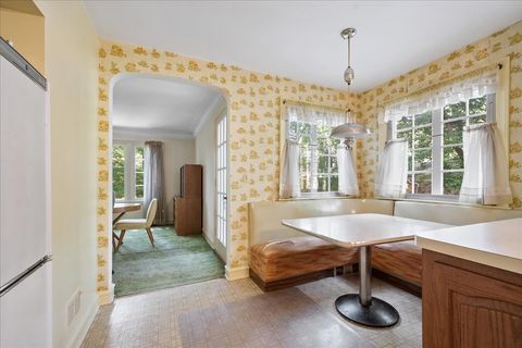 Tiny photo for 6745 N Leoti Avenue, Chicago, IL 60646 (MLS # 12433617)