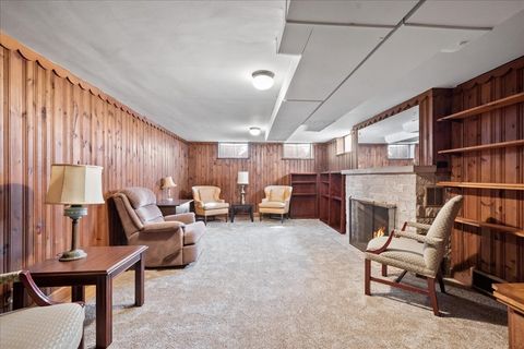 Tiny photo for 6745 N Leoti Avenue, Chicago, IL 60646 (MLS # 12433617)