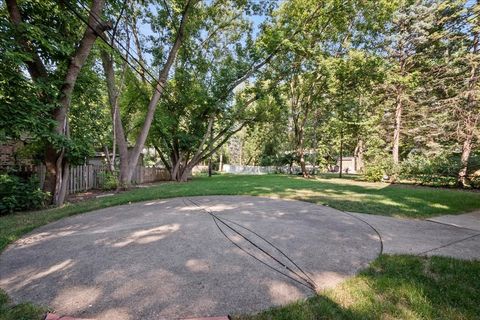 Tiny photo for 6745 N Leoti Avenue, Chicago, IL 60646 (MLS # 12433617)
