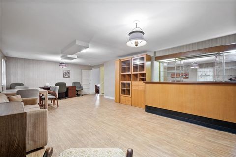 Tiny photo for 6745 N Leoti Avenue, Chicago, IL 60646 (MLS # 12433617)