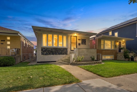 Photo of 5721 S Mobile Avenue, Chicago, IL 60638 (MLS # 12783641)
