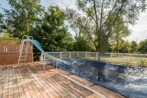 Tiny photo for 6107 Coachlight Road, Crystal Lake, IL 60012 (MLS # 12462400)