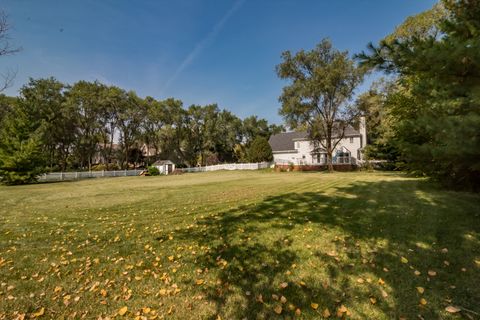 Tiny photo for 6107 Coachlight Road, Crystal Lake, IL 60012 (MLS # 12462400)