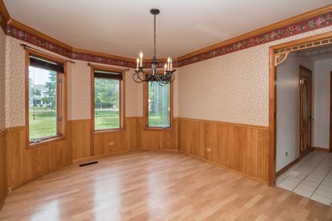 Tiny photo for 6107 Coachlight Road, Crystal Lake, IL 60012 (MLS # 12462400)