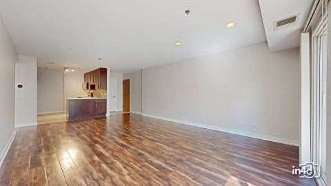 Tiny photo for 411 Kelburn Road #121, Deerfield, IL 60015 (MLS # 12765850)