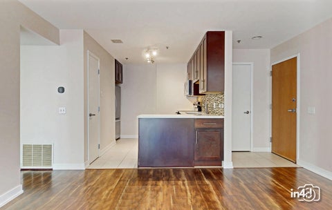 Tiny photo for 411 Kelburn Road #121, Deerfield, IL 60015 (MLS # 12765850)