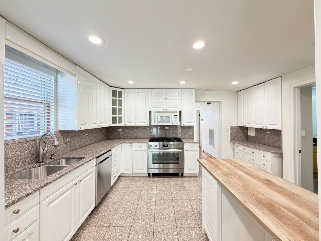 2626 W Superior Avenue 2