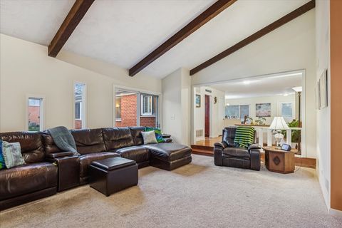 Tiny photo for 512 S Busse Road, Mount Prospect, IL 60056 (MLS # 12502258)