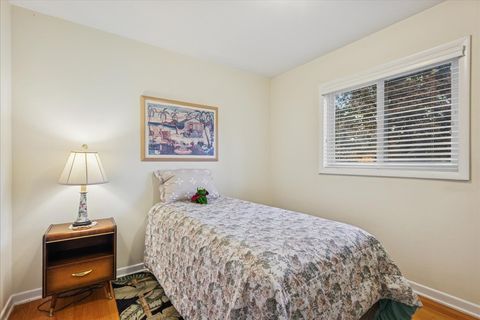 Tiny photo for 512 S Busse Road, Mount Prospect, IL 60056 (MLS # 12502258)