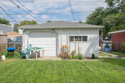 Tiny photo for 1042 Circle Avenue, Forest Park, IL 60130 (MLS # 12464020)