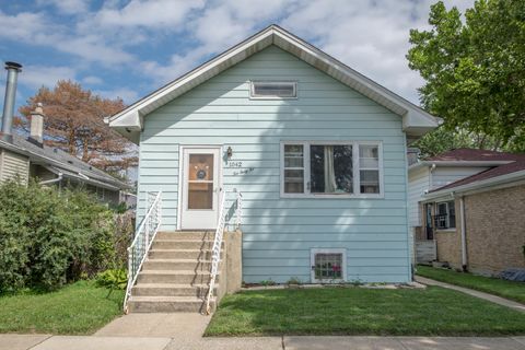 Tiny photo for 1042 Circle Avenue, Forest Park, IL 60130 (MLS # 12464020)