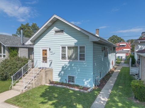 Photo of 1042 Circle Avenue, Forest Park, IL 60130 (MLS # 12464020) Photo of 1042 Circle Avenue, Forest Park, IL 60130 (MLS # 12464020)