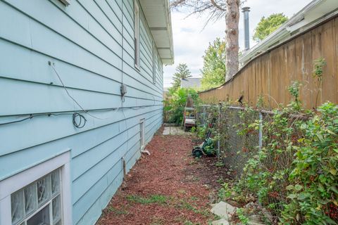 Tiny photo for 1042 Circle Avenue, Forest Park, IL 60130 (MLS # 12464020)