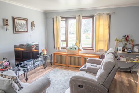 Tiny photo for 1042 Circle Avenue, Forest Park, IL 60130 (MLS # 12464020)