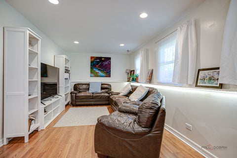 Tiny photo for 600 Thompson Boulevard, Buffalo Grove, IL 60089 (MLS # 12744477)