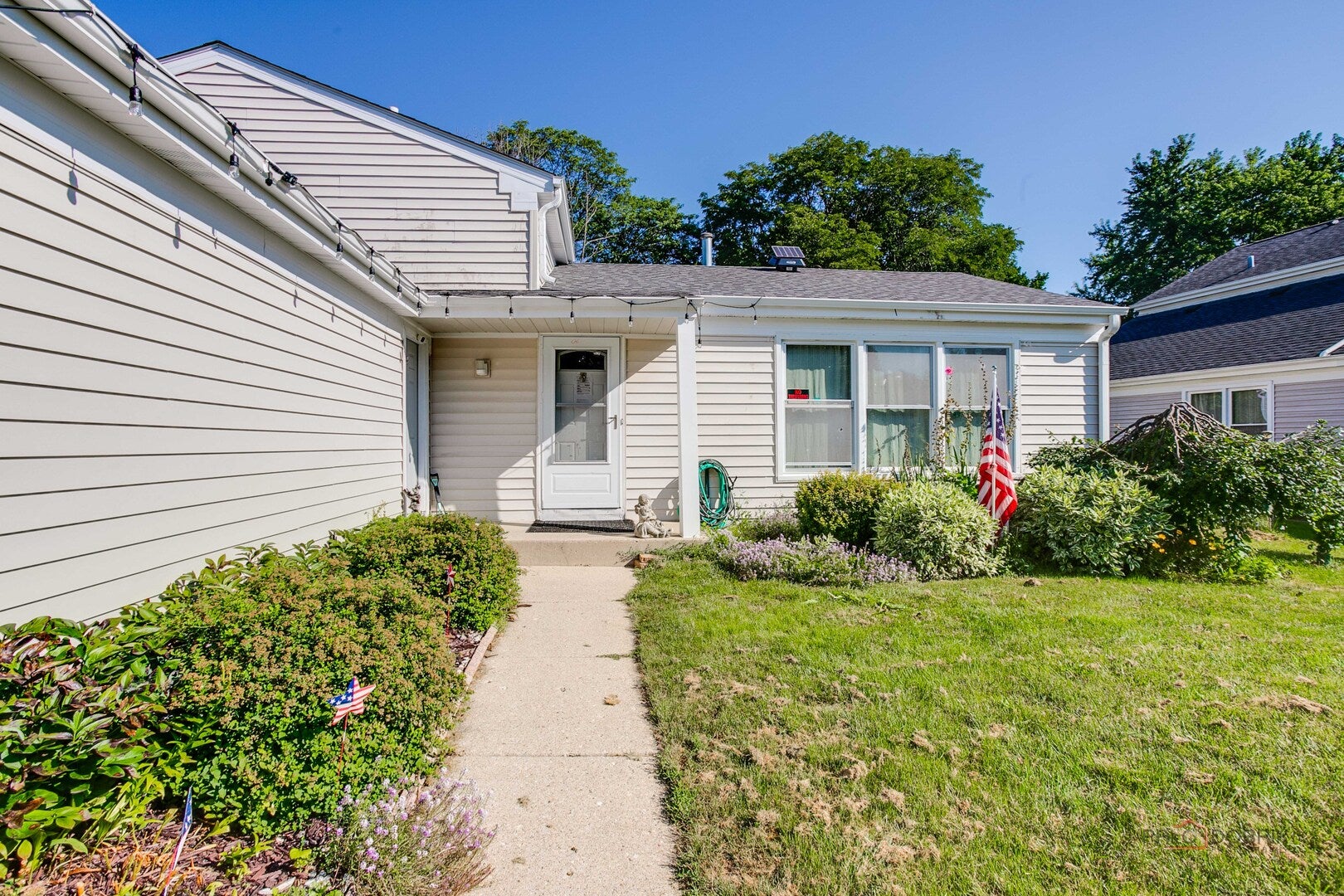 600 Thompson Boulevard