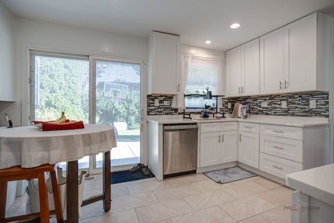 Tiny photo for 600 Thompson Boulevard, Buffalo Grove, IL 60089 (MLS # 12744477)