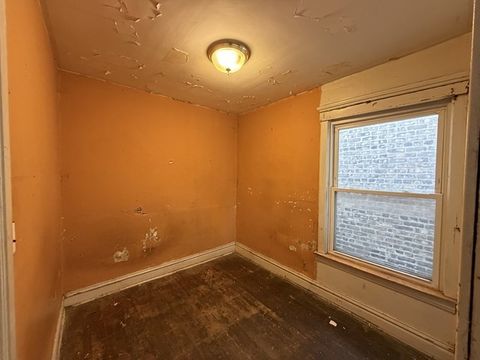 Tiny photo for 7514 S Rhodes Avenue, Chicago, IL 60619 (MLS # 12502368)