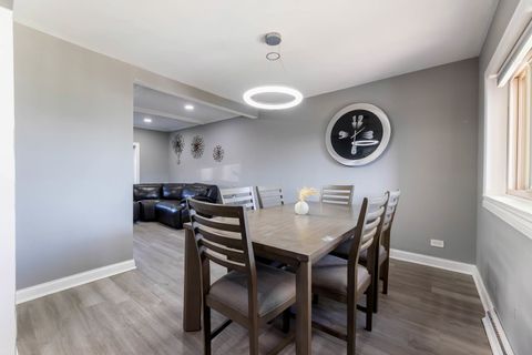 Tiny photo for 5227 S Neenah Avenue, Chicago, IL 60638 (MLS # 12573138)