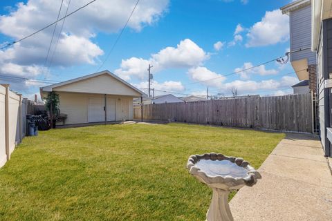 Tiny photo for 5227 S Neenah Avenue, Chicago, IL 60638 (MLS # 12573138)