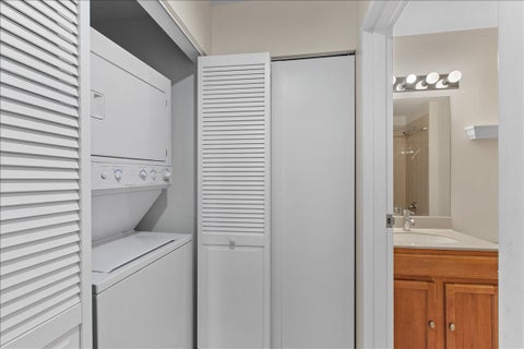 Tiny photo for 4015 N Milwaukee Avenue #416, Chicago, IL 60641 (MLS # 12747689)