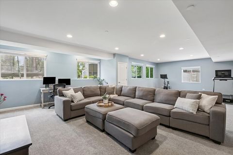 Tiny photo for 548 Council Circle, Vernon Hills, IL 60061 (MLS # 12688268)