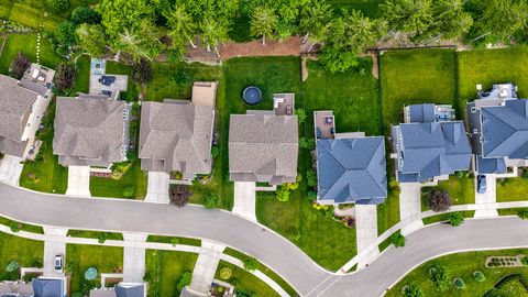 Tiny photo for 548 Council Circle, Vernon Hills, IL 60061 (MLS # 12688268)