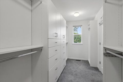 Tiny photo for 548 Council Circle, Vernon Hills, IL 60061 (MLS # 12688268)