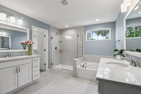 Tiny photo for 548 Council Circle, Vernon Hills, IL 60061 (MLS # 12688268)