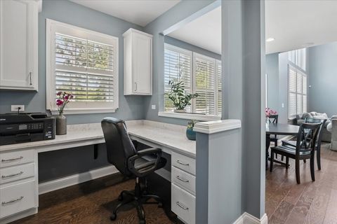 Tiny photo for 548 Council Circle, Vernon Hills, IL 60061 (MLS # 12688268)