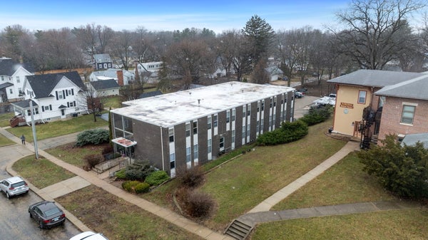 106 N 7TH ST APT 1, OREGON, IL 61061 - Image ca071c5a4aff9ca2da132f36d93ff91c/143485763