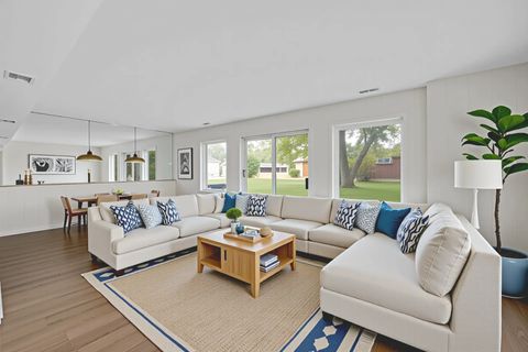 Tiny photo for 702 W Fitzhenry Court, Glenwood, IL 60425 (MLS # 12489047)