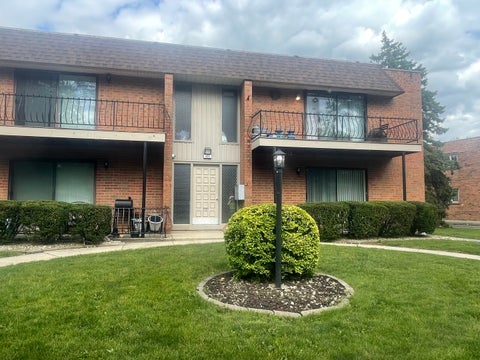 Photo of 623 N Carroll Parkway #101, Glenwood, IL 60425 (MLS # 12771079)