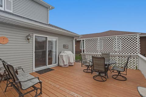 Tiny photo for 637 N Lyle Avenue, Elgin, IL 60123 (MLS # 12699243)