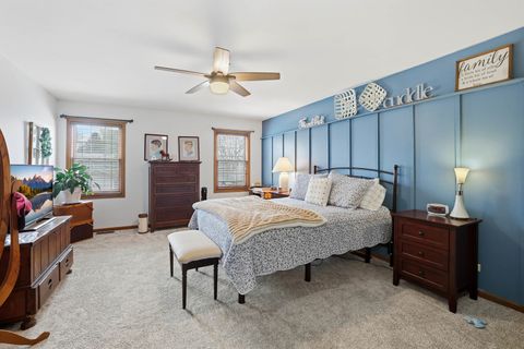 Tiny photo for 637 N Lyle Avenue, Elgin, IL 60123 (MLS # 12699243)