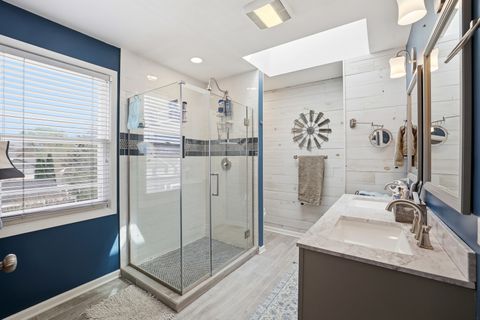 Tiny photo for 637 N Lyle Avenue, Elgin, IL 60123 (MLS # 12699243)