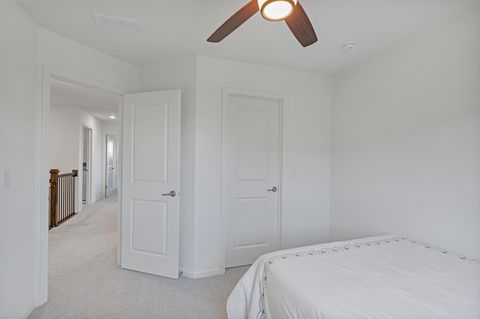 Tiny photo for 3202 Martini Street, Mundelein, IL 60060 (MLS # 12516589)