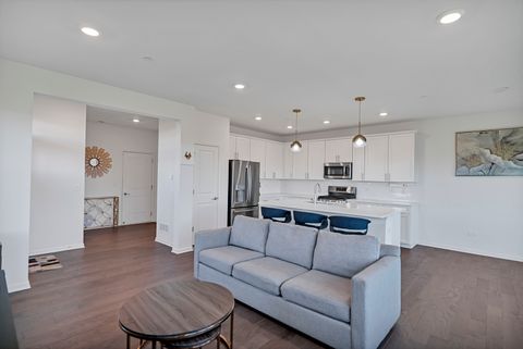 Tiny photo for 3202 Martini Street, Mundelein, IL 60060 (MLS # 12516589)