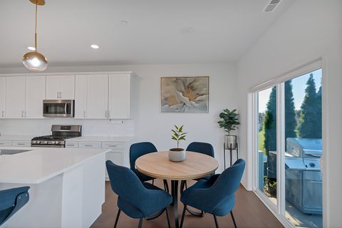 Tiny photo for 3202 Martini Street, Mundelein, IL 60060 (MLS # 12516589)