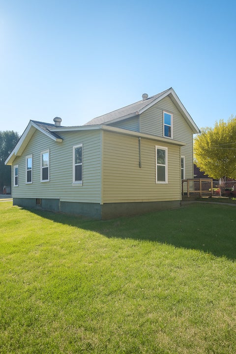 Tiny photo for 410 W 5th Street, Sterling, IL 61081 (MLS # 12674995)