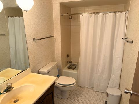 Tiny photo for 700 N Bruce Lane #211, Glenwood, IL 60425 (MLS # 12649016)
