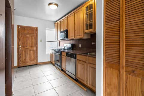 Tiny photo for 5321 S Michigan Avenue #3, Chicago, IL 60615 (MLS # 12670407)