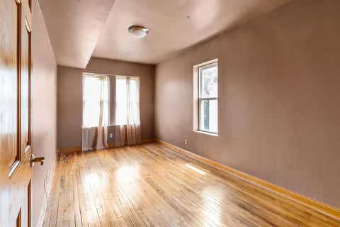 Tiny photo for 5321 S Michigan Avenue #3, Chicago, IL 60615 (MLS # 12670407)