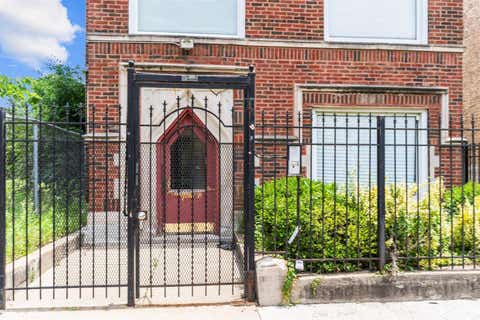Tiny photo for 5321 S Michigan Avenue #3, Chicago, IL 60615 (MLS # 12670407)