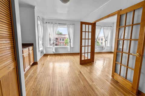 Tiny photo for 5321 S Michigan Avenue #3, Chicago, IL 60615 (MLS # 12670407)